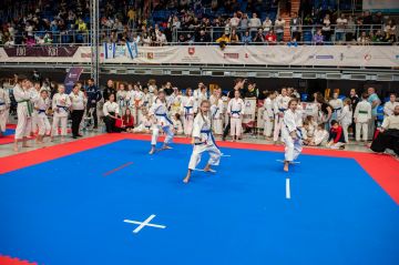 uploads/2023/02/karate/pucharswiatadzieci20220368.jpg