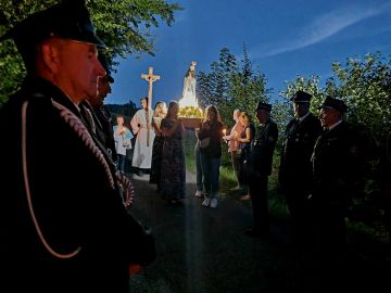 uploads/2023/08/procesja-fatimska/3674098793333395690279712200134988538543094n.jpg
