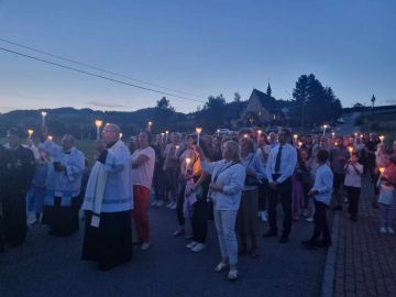 uploads/2023/08/procesja-fatimska/3674149142453790817879256320118097892210545n.jpg